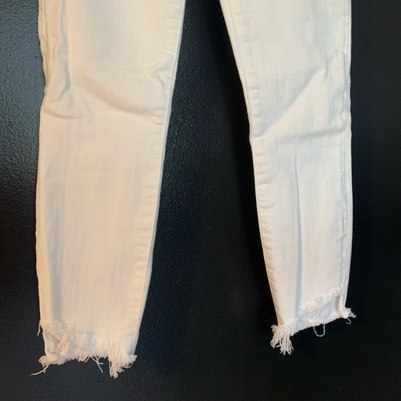 DONATED: Abercrombie High Rise Ankle Jeans - Picture 6 of 8